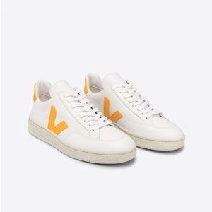 Veja v-12 Women’s Sneakers - Orange - size 38